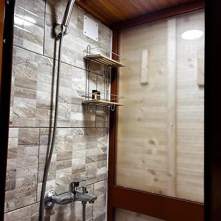 Hotel Kulla E Motcme Shefqet Cupa *