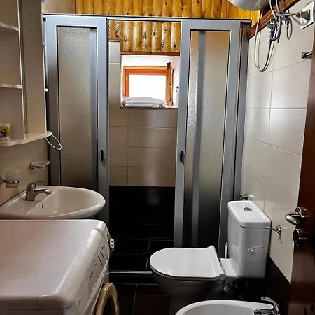 Kulla E Motcme Shefqet Cupa Hotel *