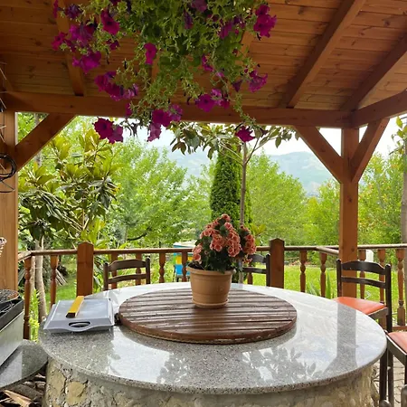 Kulla E Motcme Shefqet Cupa Hotel *